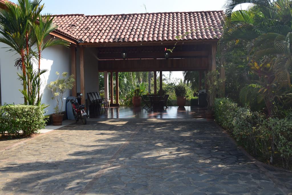 Palm Coast Luxury Rentals Esterillos Este Eksteriør bilde